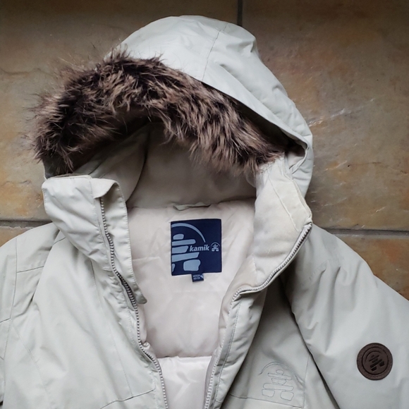 Women's snow winter jacket with faux fur hood - Picture 2 of 16